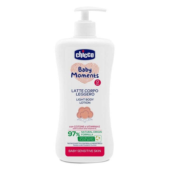CHICCO - Mlieko jemné telové s dávkovačom Baby Moments Sensitive 97 % prírodných zložiek 500 ml