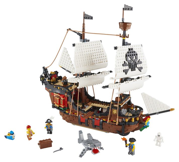 LEGO - Pirátska loď